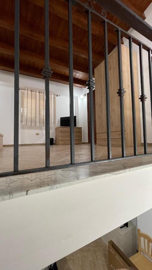 Casa Vacanze Antico Cortile Delle Palme Villa Villagrazia Di Carini Buitenkant foto